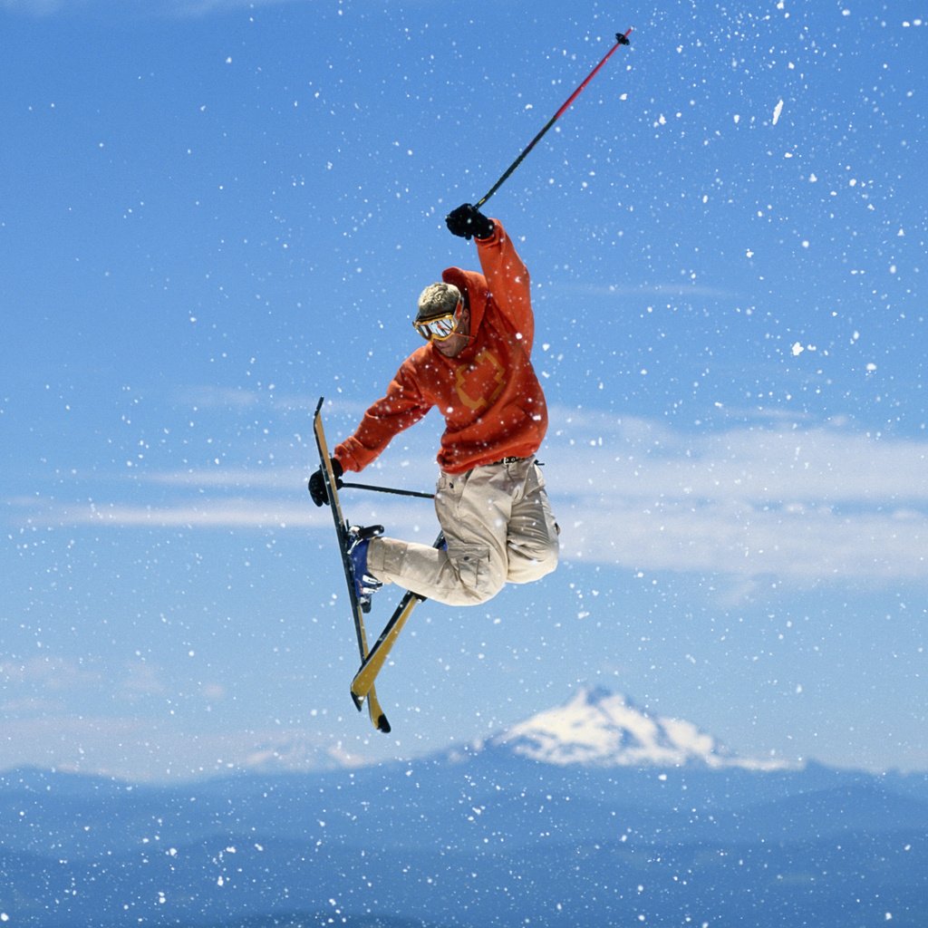 Обои небо, прыжок, лыжи, фристайл, the sky, jump, ski, freestyle разрешение 2560x1600 Загрузить