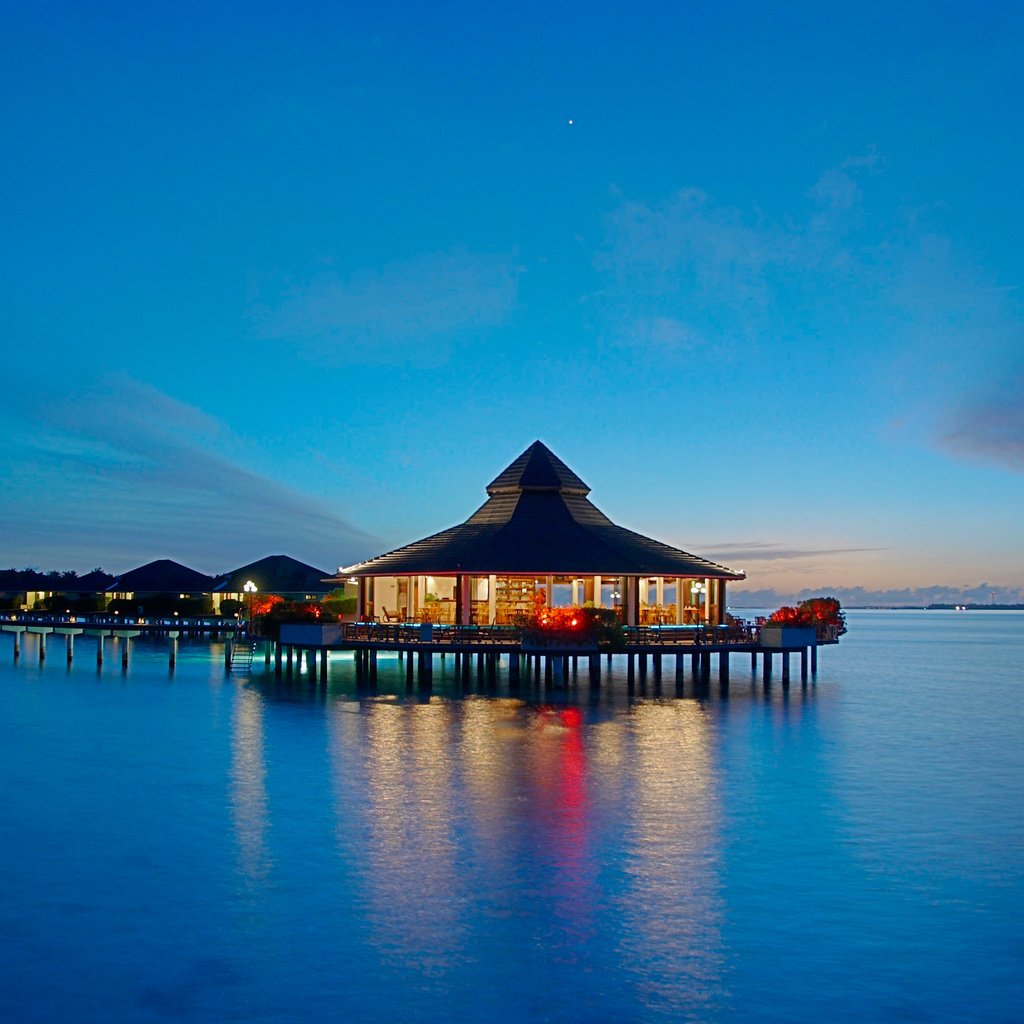 Обои вечер, бунгало, тропики, мальдивы, the evening, bungalow, tropics, the maldives разрешение 3872x2592 Загрузить