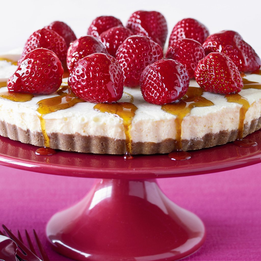 Обои клубника, ягоды, торт, десерт, пирог, пирожное, strawberry, berries, cake, dessert, pie разрешение 2560x1600 Загрузить