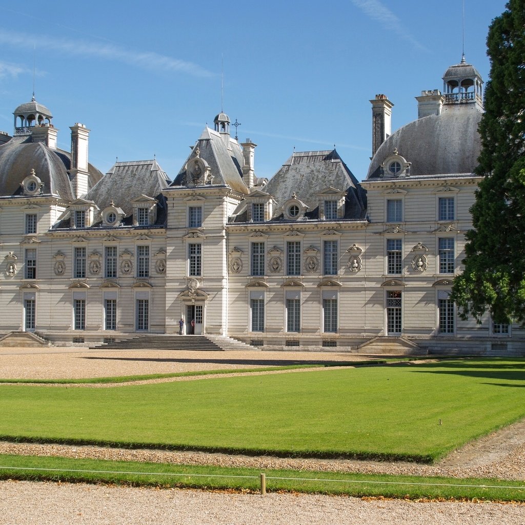 Обои дорожка, замок, франция, газон, шато-де-шеверни, track, castle, france, lawn, chateau de cheverny разрешение 2048x1280 Загрузить