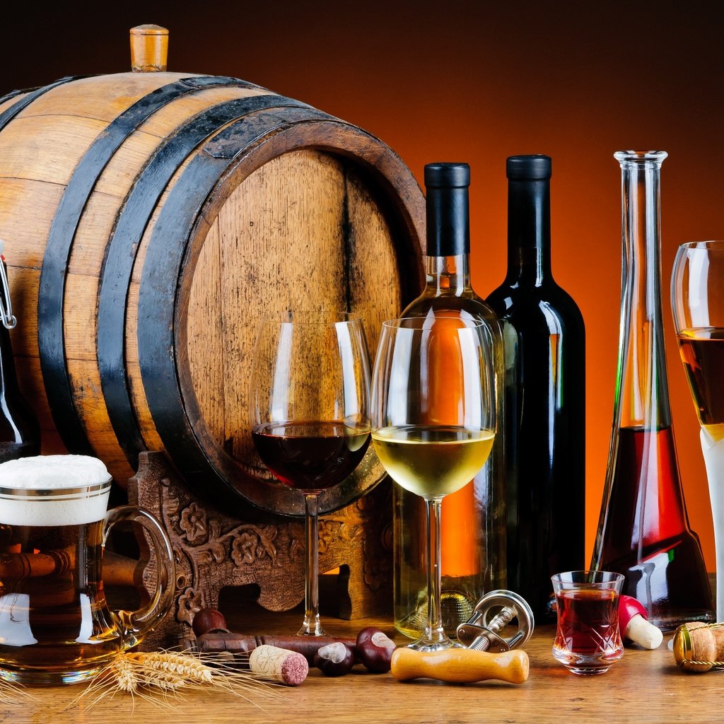 Обои вино, напитки, пиво, бутылки, бочка, алкоголь, wine, drinks, beer, bottle, barrel, alcohol разрешение 2880x1913 Загрузить