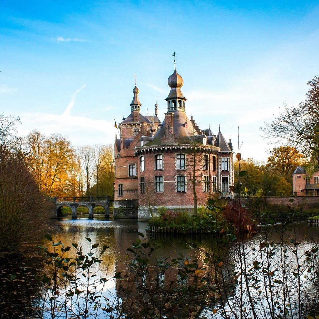 Обои озеро, природа, замок, архитектура, бельгия, ooidonk castle, замок ойдонк, castle oydonk, lake, nature, castle, architecture, belgium разрешение 2708x1523 Загрузить