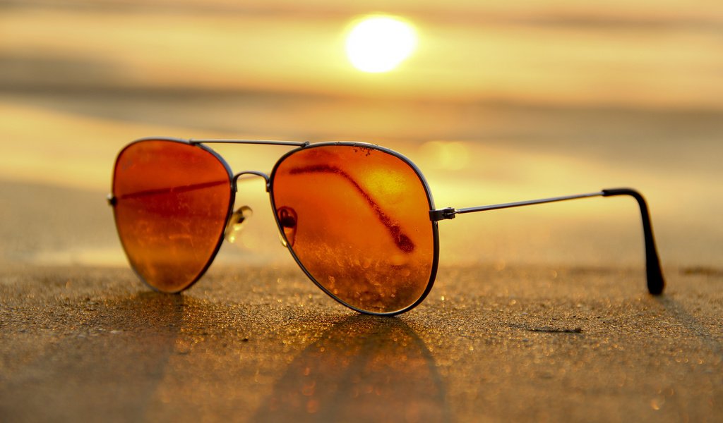Обои солнце, песок, пляж, очки, the sun, sand, beach, glasses разрешение 3840x2400 Загрузить