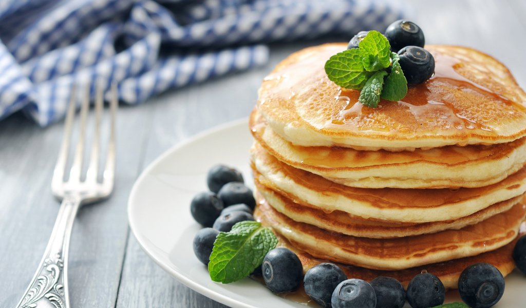 Обои ягоды, черника, блинчики, блины, berries, blueberries, pancakes разрешение 4288x2848 Загрузить