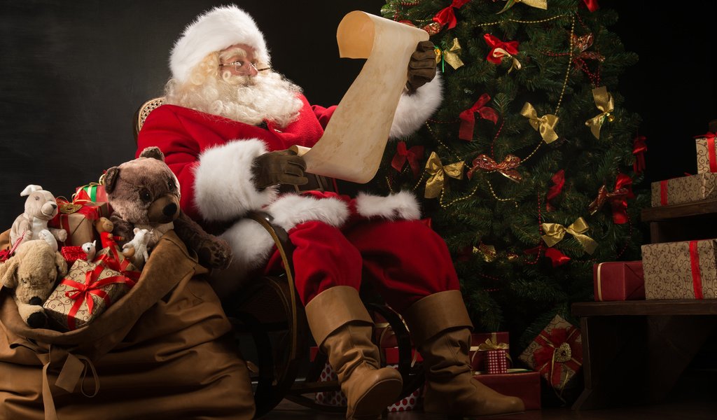 Обои новый год, елка, подарки, дед мороз, рождество, санта, kirill kedrinskiy, new year, tree, gifts, santa claus, christmas, santa разрешение 2880x1800 Загрузить