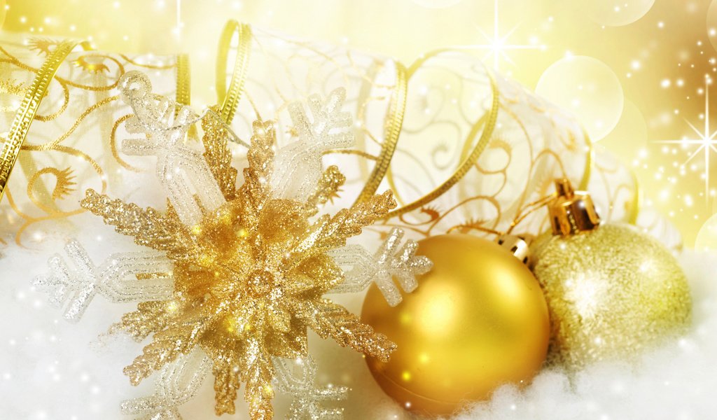 Обои снег, новый год, шары, праздник, рождество, снежинка, золото, snow, new year, balls, holiday, christmas, snowflake, gold разрешение 1920x1200 Загрузить
