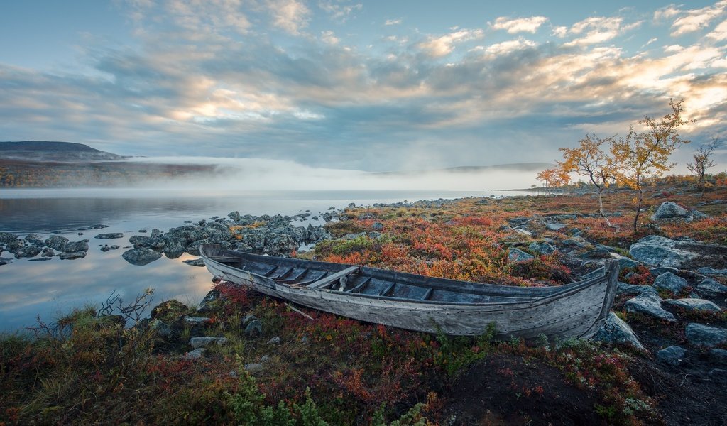 Обои река, берег, туман, лодка, river, shore, fog, boat разрешение 2048x1367 Загрузить