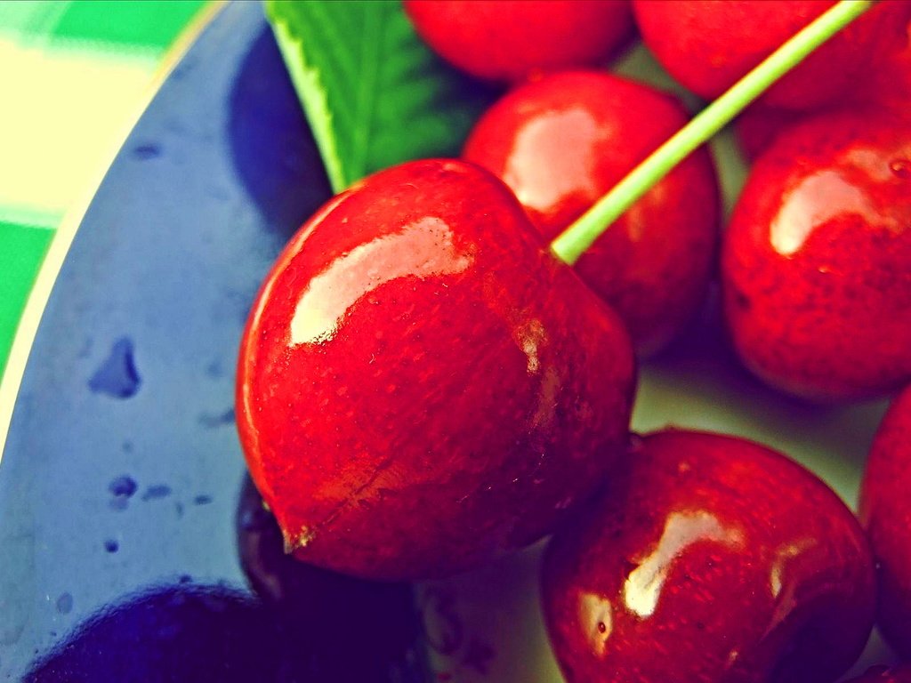 Обои макро, ягоды, вишня, macro, berries, cherry разрешение 1920x1201 Загрузить