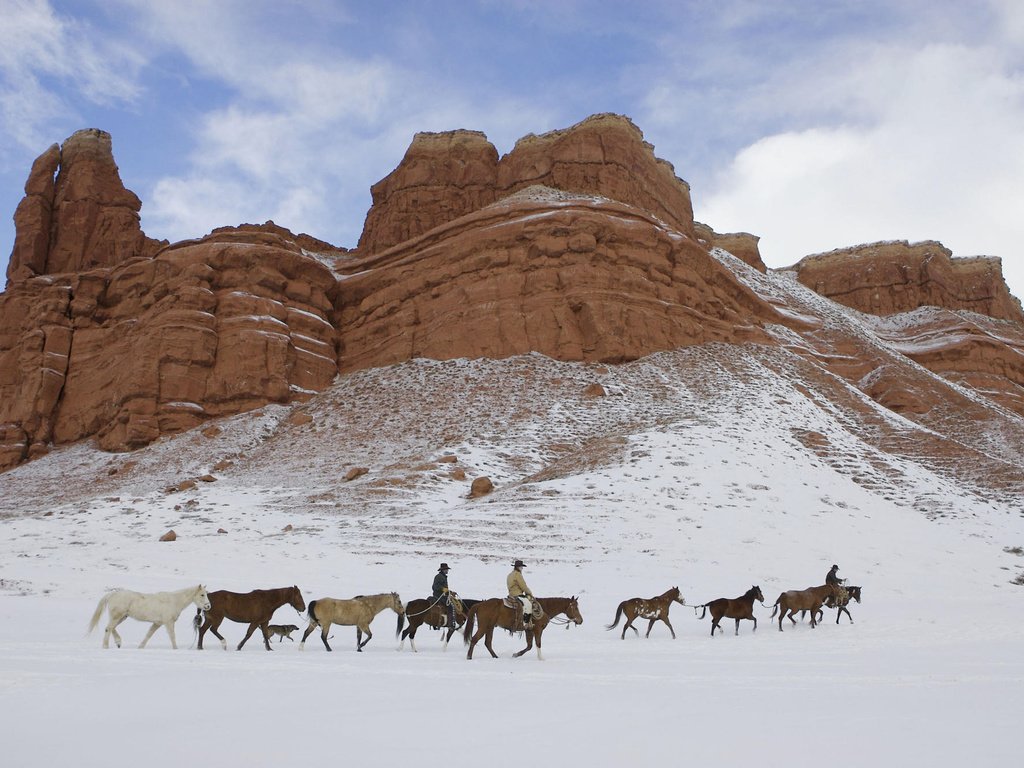 Обои скалы, снег, ковбои, rocks, snow, cowboys разрешение 2000x1333 Загрузить