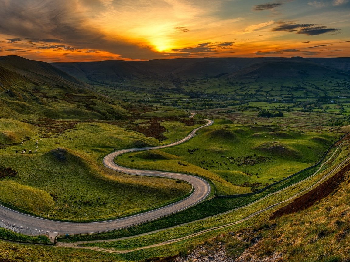 Обои дорога, горы, закат, road, mountains, sunset разрешение 2048x1080 Загрузить