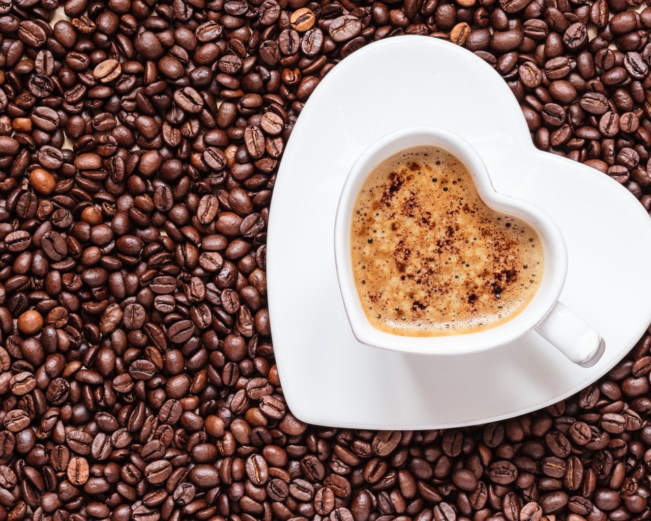 Обои кофе, кофейные зерна, кружка-сердце, кофе зерна, coffee, coffee beans, mug-heart разрешение 5184x3456 Загрузить