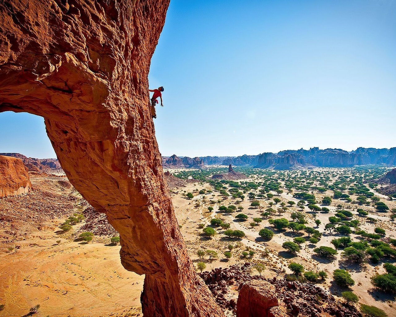 Обои скалы, природа, скала, каньон, человек, высота, спорт, скалолазание, rocks, nature, rock, canyon, people, height, sport, climbing разрешение 1920x1080 Загрузить