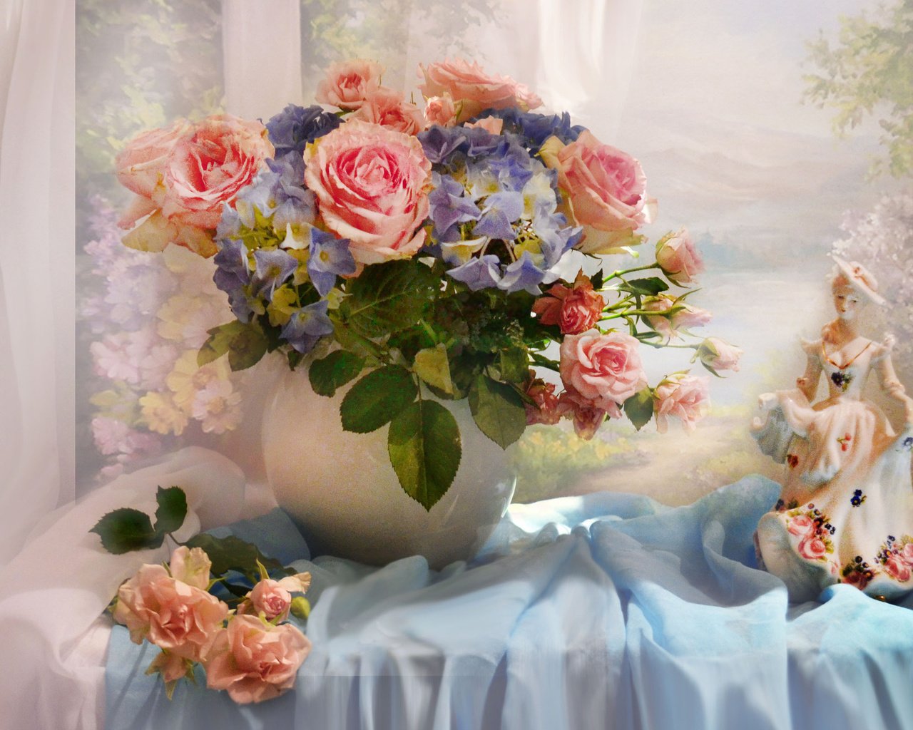 Обои цветы, фигурка, девушка, валентина колова, розы, статуэтка, ткань, окно, ваза, вуаль, flowers, figure, girl, valentina fencing, roses, figurine, fabric, window, vase, veil разрешение 2560x1672 Загрузить