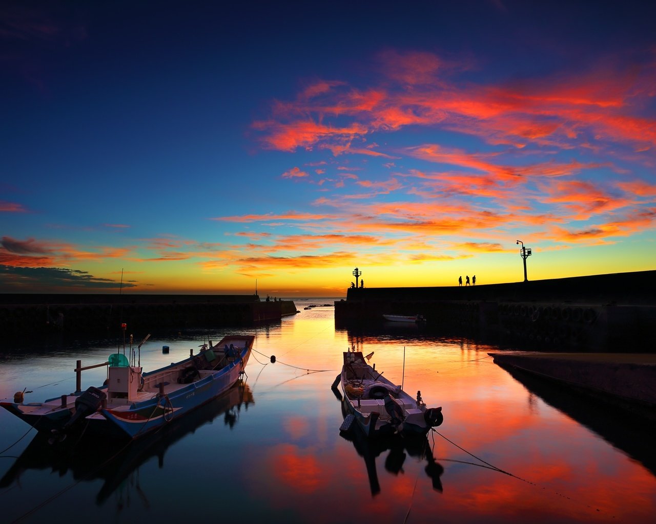 Обои небо, природа, закат, горизонт, лодки, the sky, nature, sunset, horizon, boats разрешение 4096x2731 Загрузить