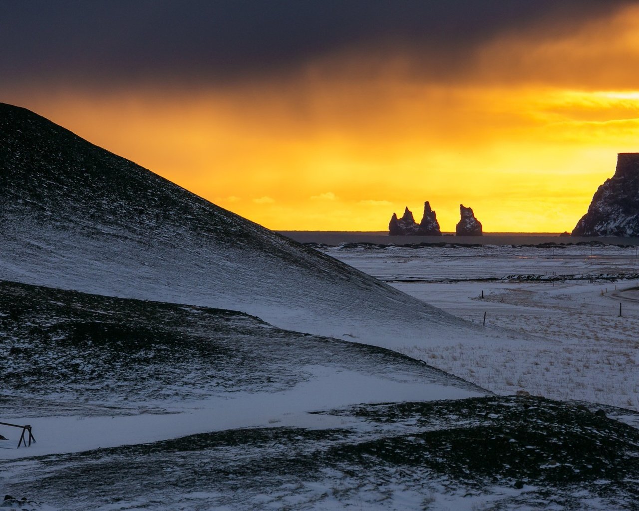 Обои берег, закат, iceland., shore, sunset разрешение 2000x1226 Загрузить