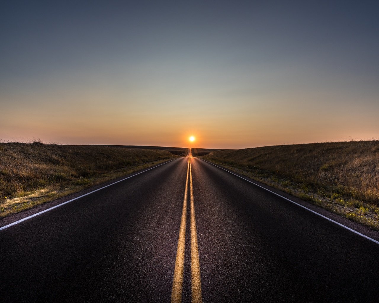 Обои небо, дорога, закат, пейзаж, асфальт, the sky, road, sunset, landscape, asphalt разрешение 6016x4016 Загрузить