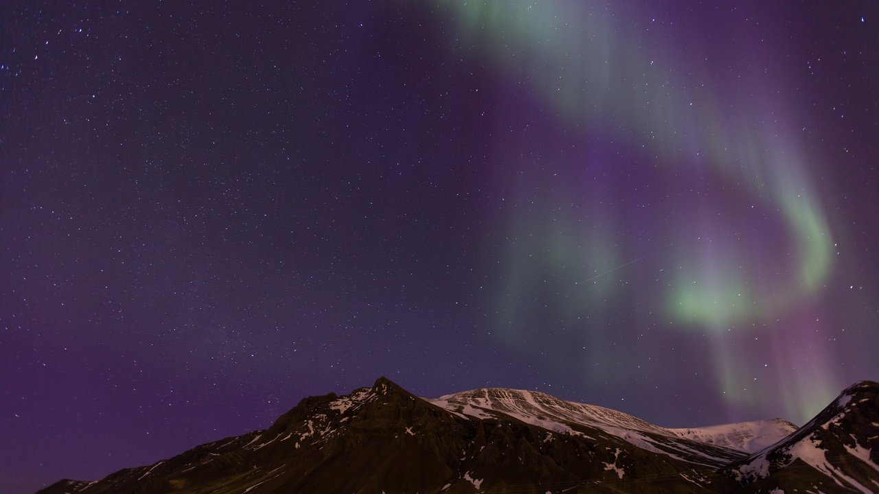 Обои ночь, горы, звезды, северное сияние, исландия, night, mountains, stars, northern lights, iceland разрешение 2048x1365 Загрузить