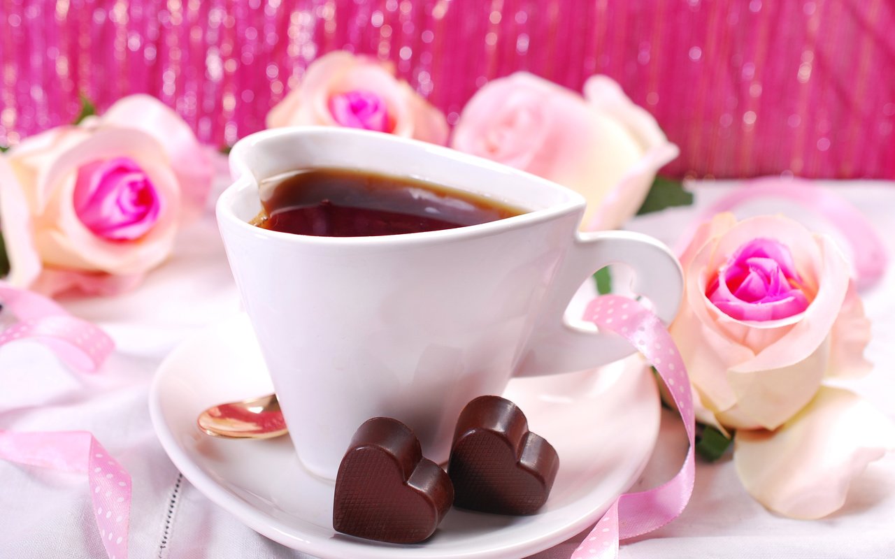 Обои розы, кофе, конфеты, розовые, лента, сердечки, roses, coffee, candy, pink, tape, hearts разрешение 3872x2592 Загрузить