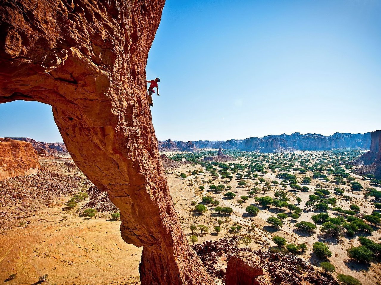 Обои скалы, природа, скала, каньон, человек, высота, спорт, скалолазание, rocks, nature, rock, canyon, people, height, sport, climbing разрешение 1920x1080 Загрузить