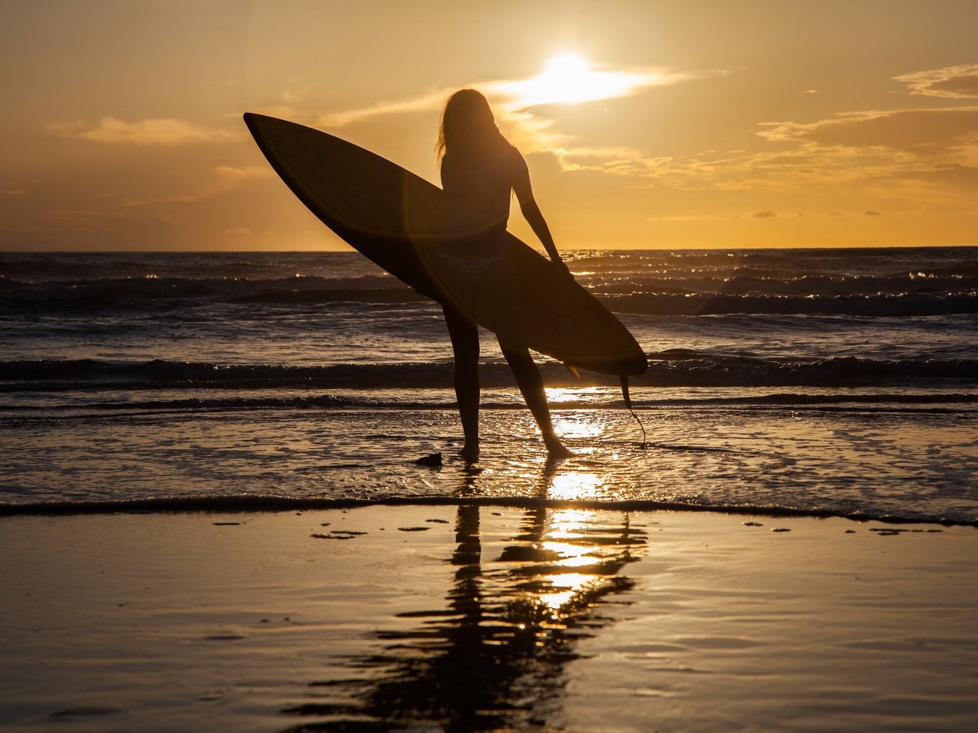 Обои закат, девушка, море, доска, спорт, sunset, girl, sea, board, sport разрешение 2560x1707 Загрузить