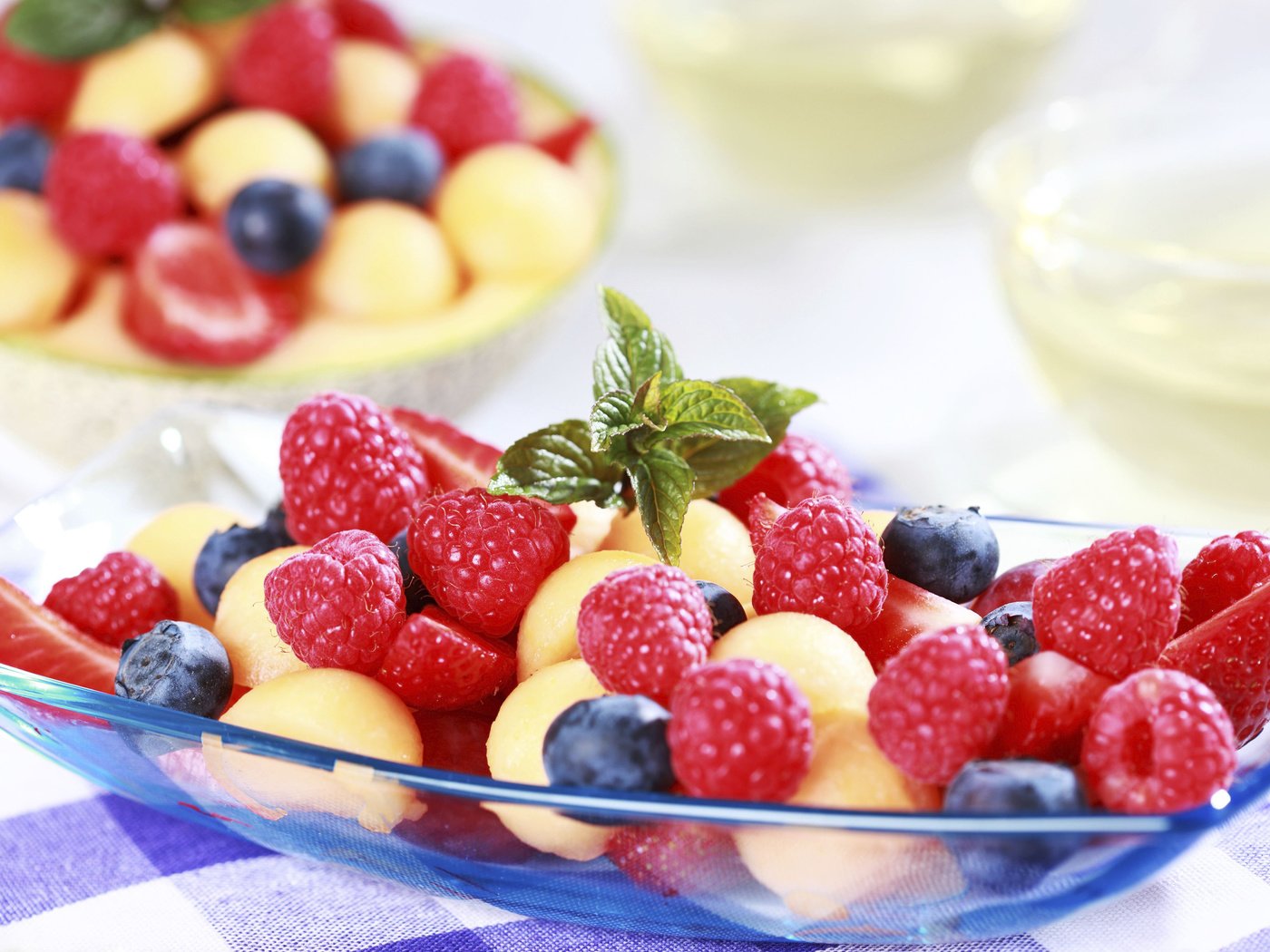 Обои малина, фрукты, ягоды, черника, brebca, raspberry, fruit, berries, blueberries разрешение 3840x2400 Загрузить