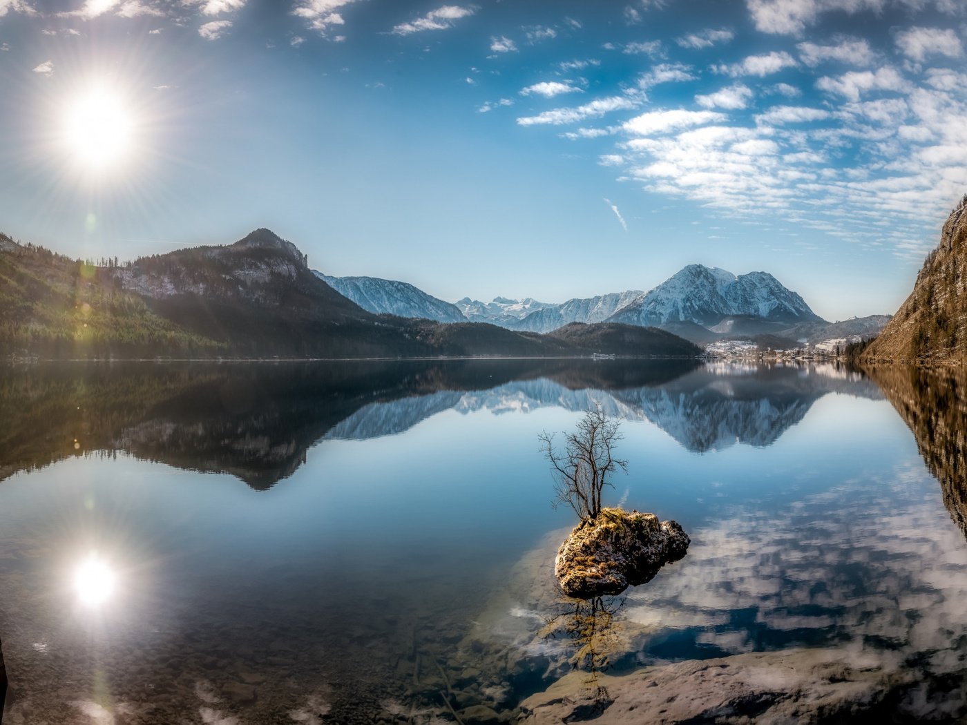 Обои небо, облака, озеро, горы, отражение, австрия, штирия, altaussee, styrian lake, the sky, clouds, lake, mountains, reflection, austria, styria разрешение 2112x1188 Загрузить