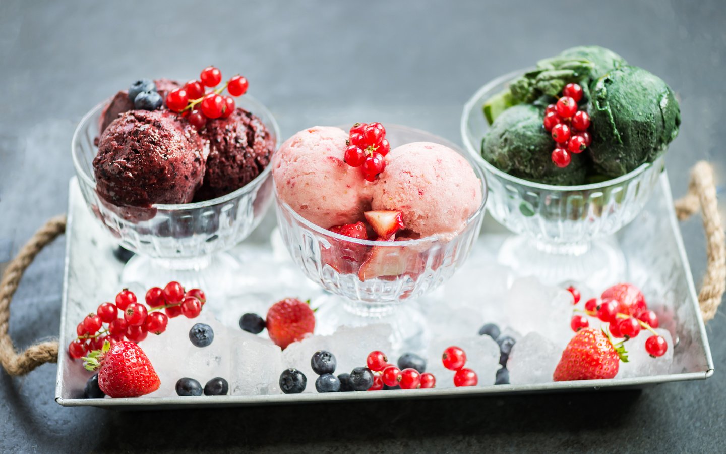 Обои мороженое, клубника, лёд, ягоды, черника, сладкое, десерт, ice cream, strawberry, ice, berries, blueberries, sweet, dessert разрешение 7000x4673 Загрузить