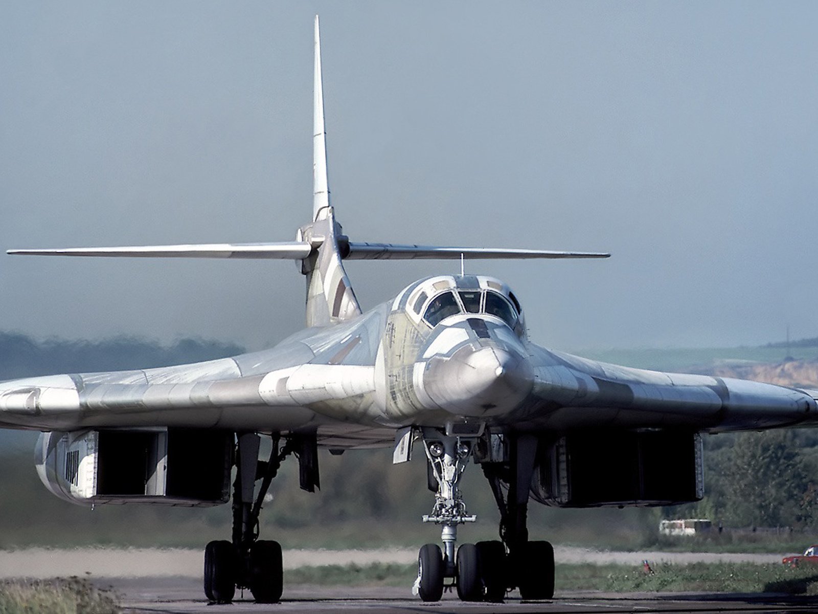 Обои bombardirovshhik, aviaciya, strategicheskij разрешение 1980x1355 Загрузить