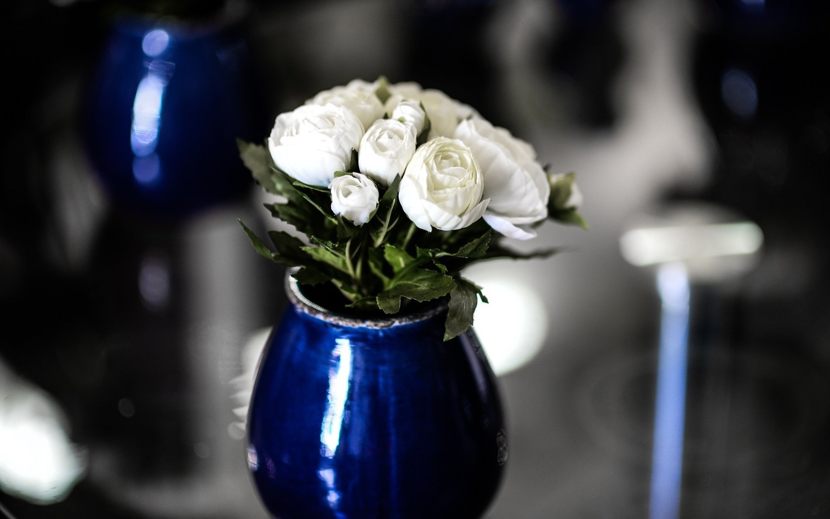 Обои цветы, розы, букет, белые, ваза, flowers, roses, bouquet, white, vase разрешение 1920x1282 Загрузить