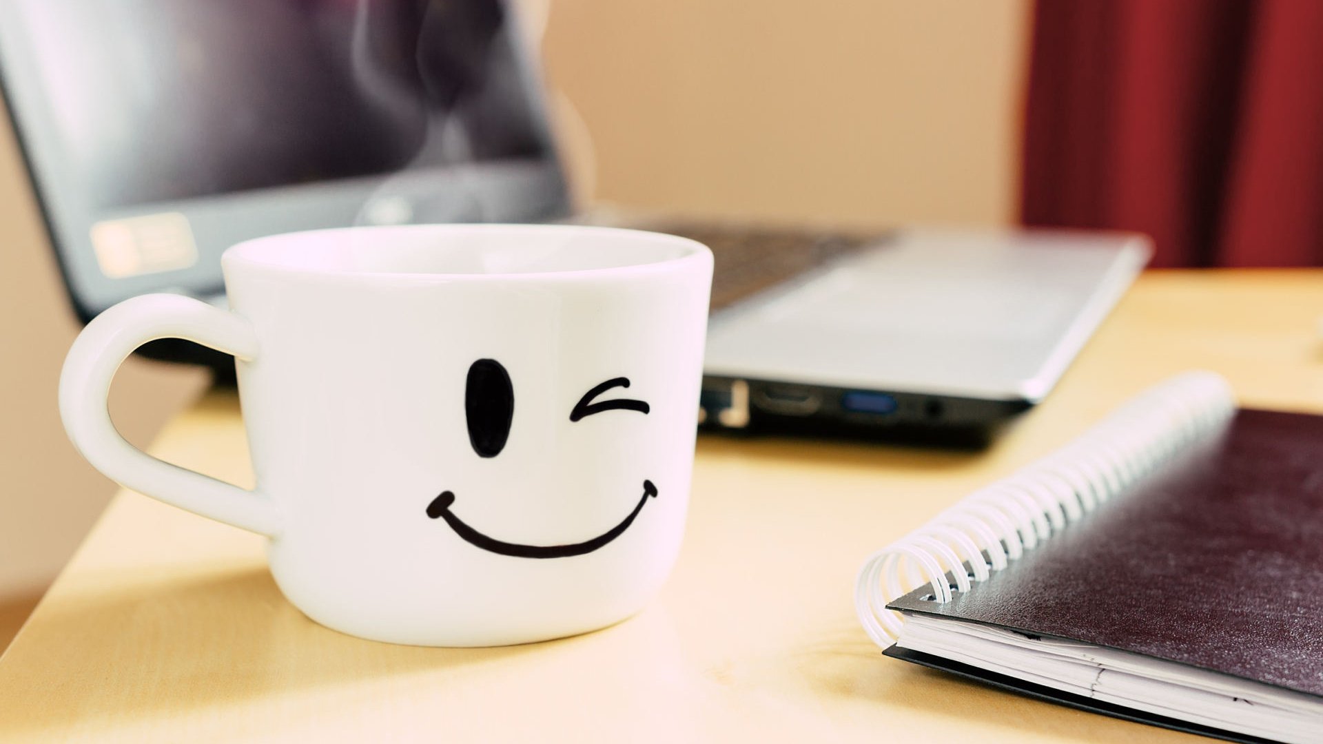 Обои улыбка, кофе, кружка, смайл, smile, coffee, mug разрешение 1920x1200 Загрузить