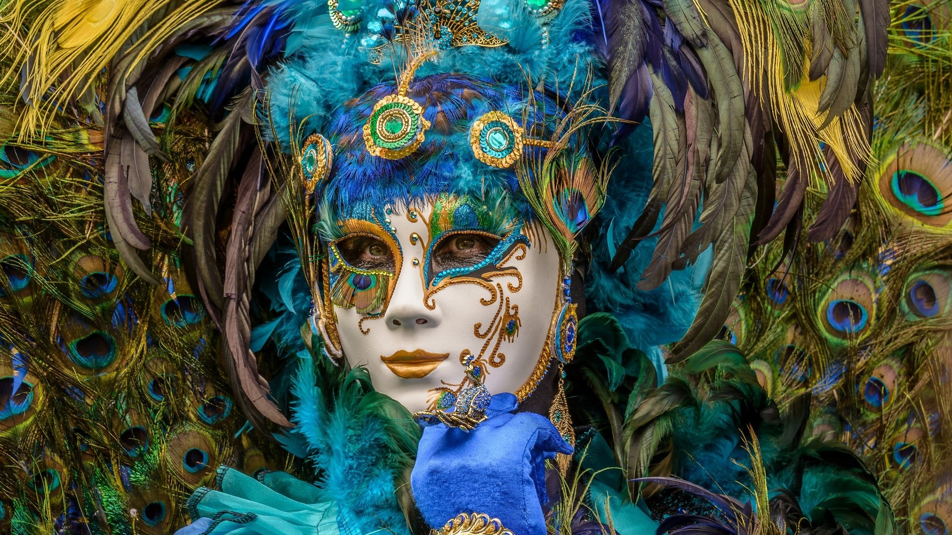 Обои стиль, маска, павлин, перья, карнавал, маскарад, style, mask, peacock, feathers, carnival, masquerade разрешение 4647x3098 Загрузить