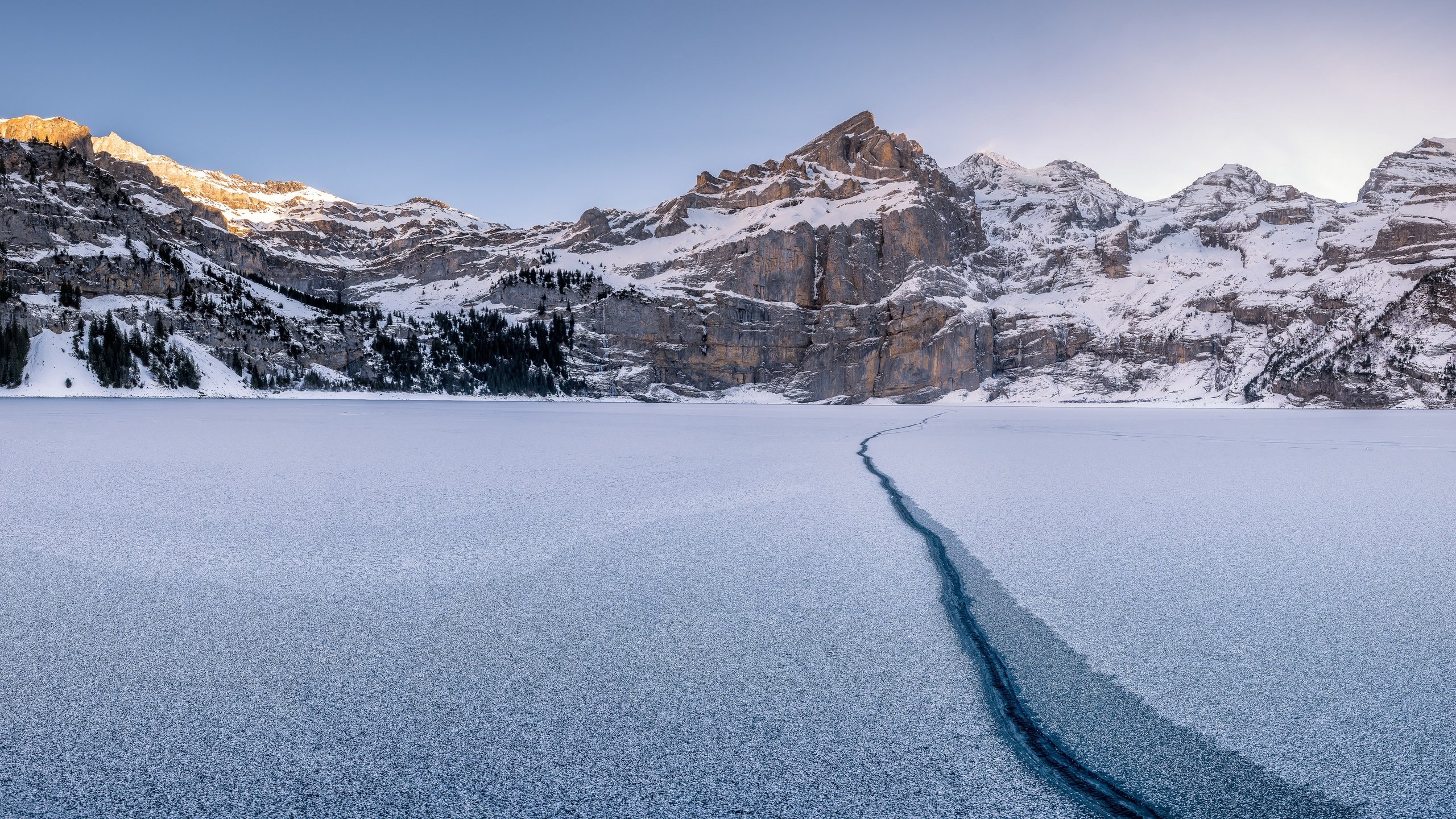 Обои озеро, oeschinen lake, горы, природа, зима, швейцария, альпы, берн, kandersteg, oeschinensee, lake, mountains, nature, winter, switzerland, alps, bern разрешение 3840x2160 Загрузить