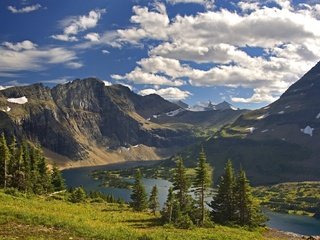 Обои облака, деревья, река, горы, clouds, trees, river, mountains разрешение 2000x1333 Загрузить