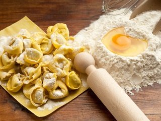 Обои еда, яйцо, тесто, мука, пельмени, скалка, ингридиенты, food, egg, the dough, flour, dumplings, rolling pin, ingredients разрешение 2560x1700 Загрузить