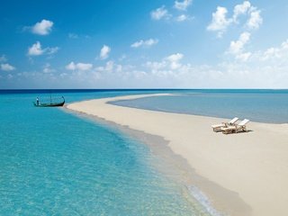 Обои пляж, лодка, тропики, мальдивы, beach, boat, tropics, the maldives разрешение 2544x1855 Загрузить