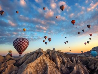 Обои небо, облака, горы, воздушные шары, турция, the sky, clouds, mountains, balloons, turkey разрешение 2048x1367 Загрузить
