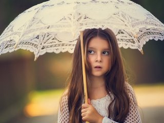 Обои настроение, фон, девочка, зонт, ребенок, зонтик, кружева, длинные волосы, mood, background, girl, umbrella, child, lace, long hair разрешение 1920x1200 Загрузить