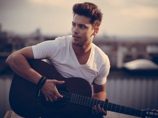 Обои портрет, гитара, мужчина, певец, брюнет, бастиан бейкер, portrait, guitar, male, singer, brunette, bastian baker разрешение 1920x1200 Загрузить