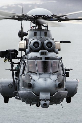 Обои пилот, море, вертолет, pilot, sea, helicopter разрешение 3425x2283 Загрузить