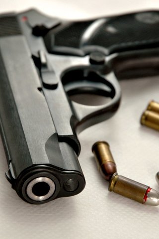 Обои оружие, пистолет, ствол, пули, weapons, gun, trunk, bullets разрешение 1920x1080 Загрузить