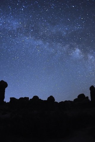 Обои небо, ночь, звезды, млечный путь, национальный парк арки, the sky, night, stars, the milky way, arches national park разрешение 2048x1350 Загрузить