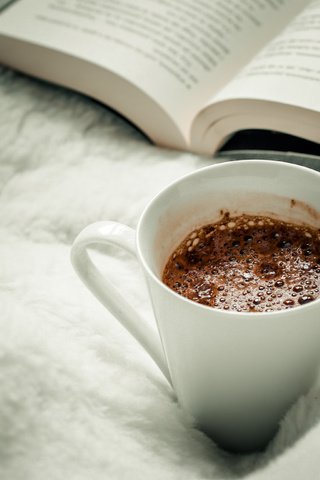 Обои кофе, чашка, книга, чтение, coffee, cup, book, reading разрешение 3872x2592 Загрузить