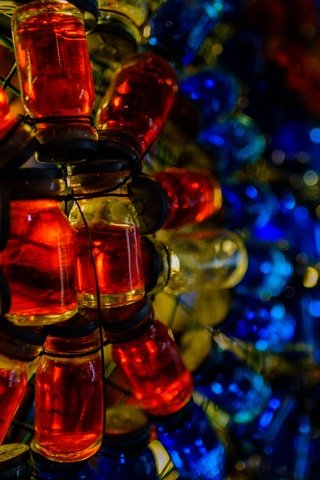 Обои стекло, жидкость, флаконы, боке, баночки, бутылочки, glass, liquid, bottles, bokeh, jars, bottle разрешение 6000x4000 Загрузить