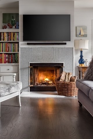 Обои телевизор, книги, стул, камин, диван, гостиная, tv, books, chair, fireplace, sofa, living room разрешение 1920x1200 Загрузить