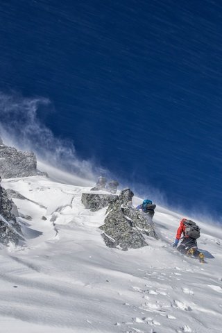 Обои горы, альпинисты, восхождение, mountains, climbers разрешение 6082x4059 Загрузить