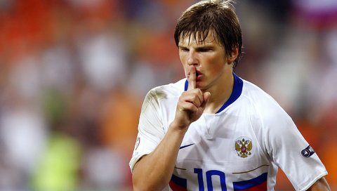 Обои обои, футбол, палец, россия, губы, аршавин, гол, wallpaper, football, finger, russia, lips, arshavin, goal разрешение 1920x1271 Загрузить