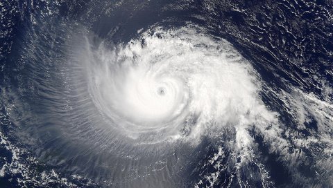 Обои вода, море, вид сверху, атмосфера, спираль, циклон, торнадо, water, sea, the view from the top, the atmosphere, spiral, cyclone, tornado разрешение 1920x1200 Загрузить