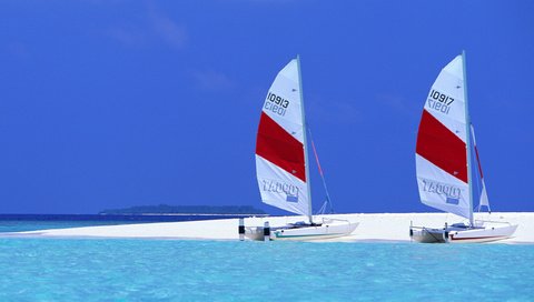 Обои пляж, яхты, тропики, мальдивы, beach, yachts, tropics, the maldives разрешение 2560x1600 Загрузить