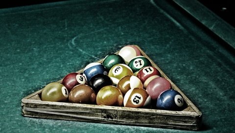 Обои шары, игра, треугольник, бильярд, кий, balls, the game, triangle, billiards, cue разрешение 2560x1600 Загрузить