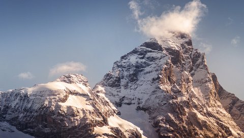 Обои небо, снег, гора, швейцария, альпы, маттерхорн, the sky, snow, mountain, switzerland, alps, matterhorn разрешение 2048x1280 Загрузить